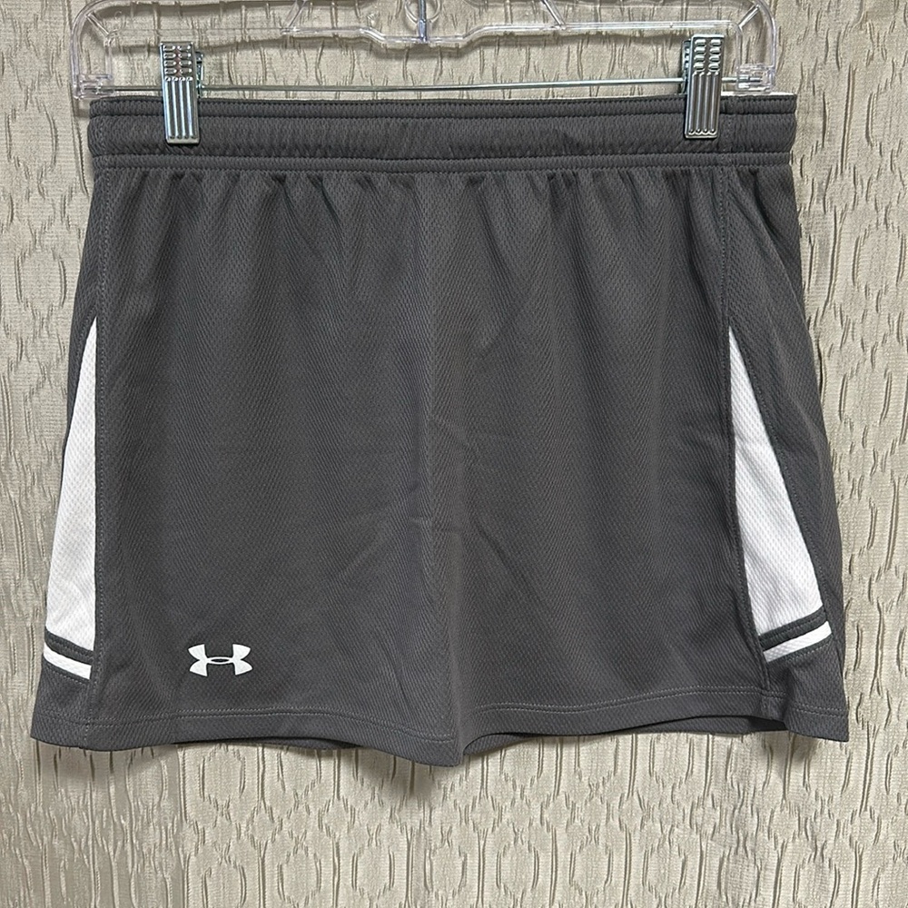 Under Armour Athletic Lacrosse kilt skirt. Girls sz Large, NWT